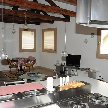 Casa Alba * البندقية